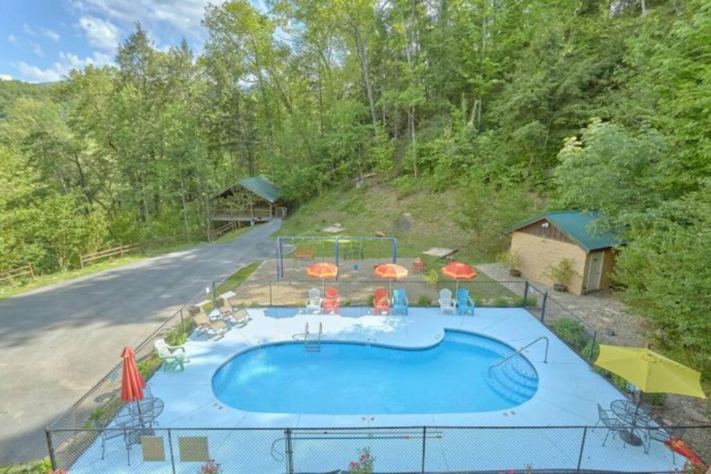 Mountain View 5 Bdrm Gatlinburg Cabin Near Downtown Arts Extérieur photo